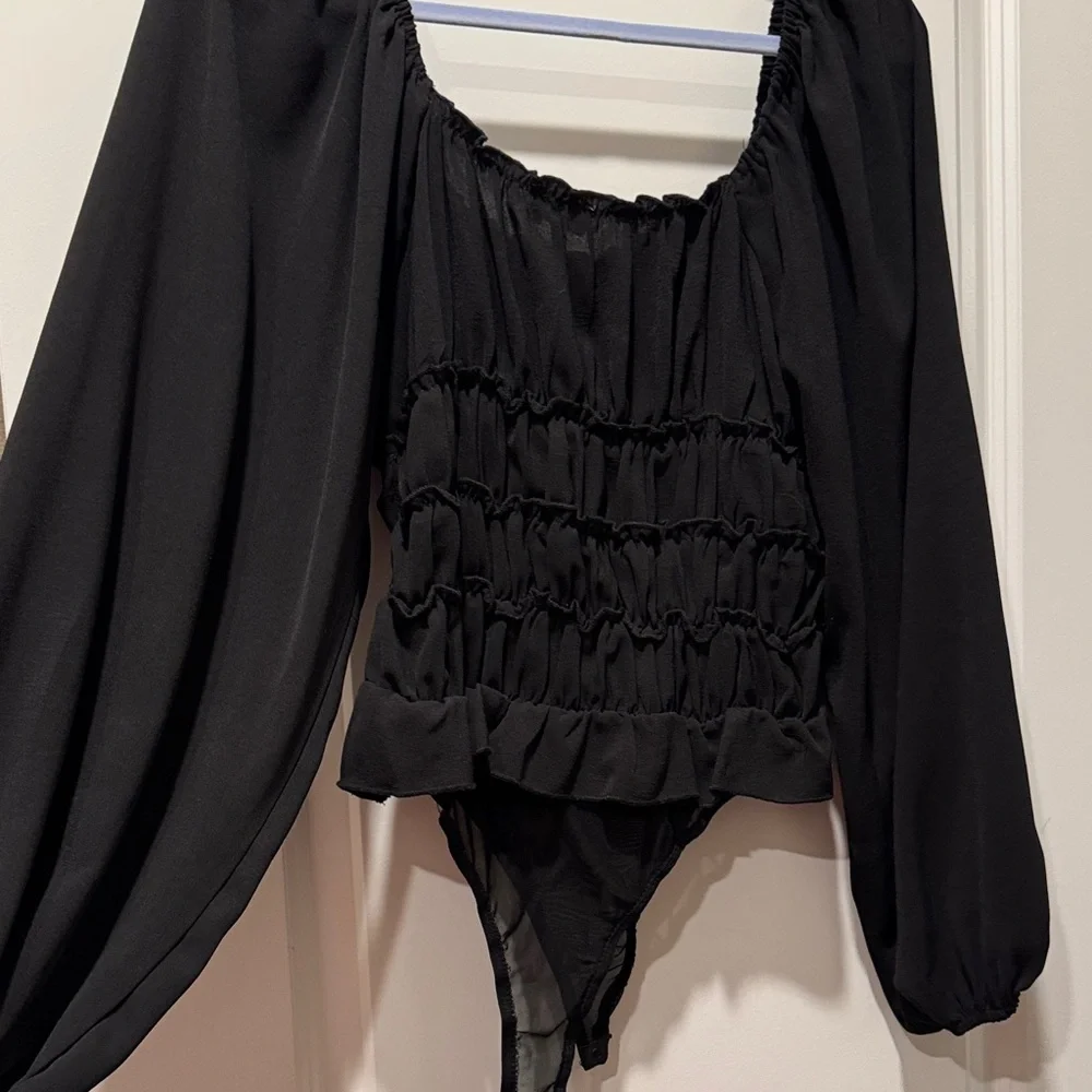 Entro Black Ruffled Bodysuit - Picture 5 of 5